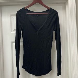 Express v neck long sleeve top